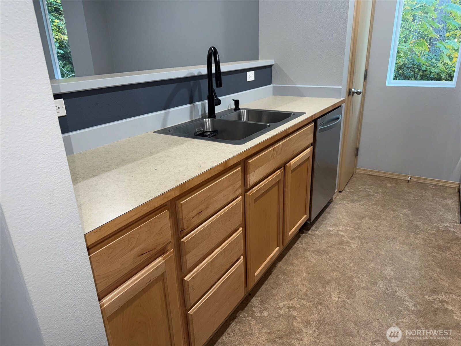 701 Harrington Place Southeast, Unit 1136 Renton, WA 98058 - Photo 10 of 29