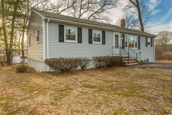 4 Martindale Road Randolph, MA 02368 - Photo 1 of 25 Gallery Image 1