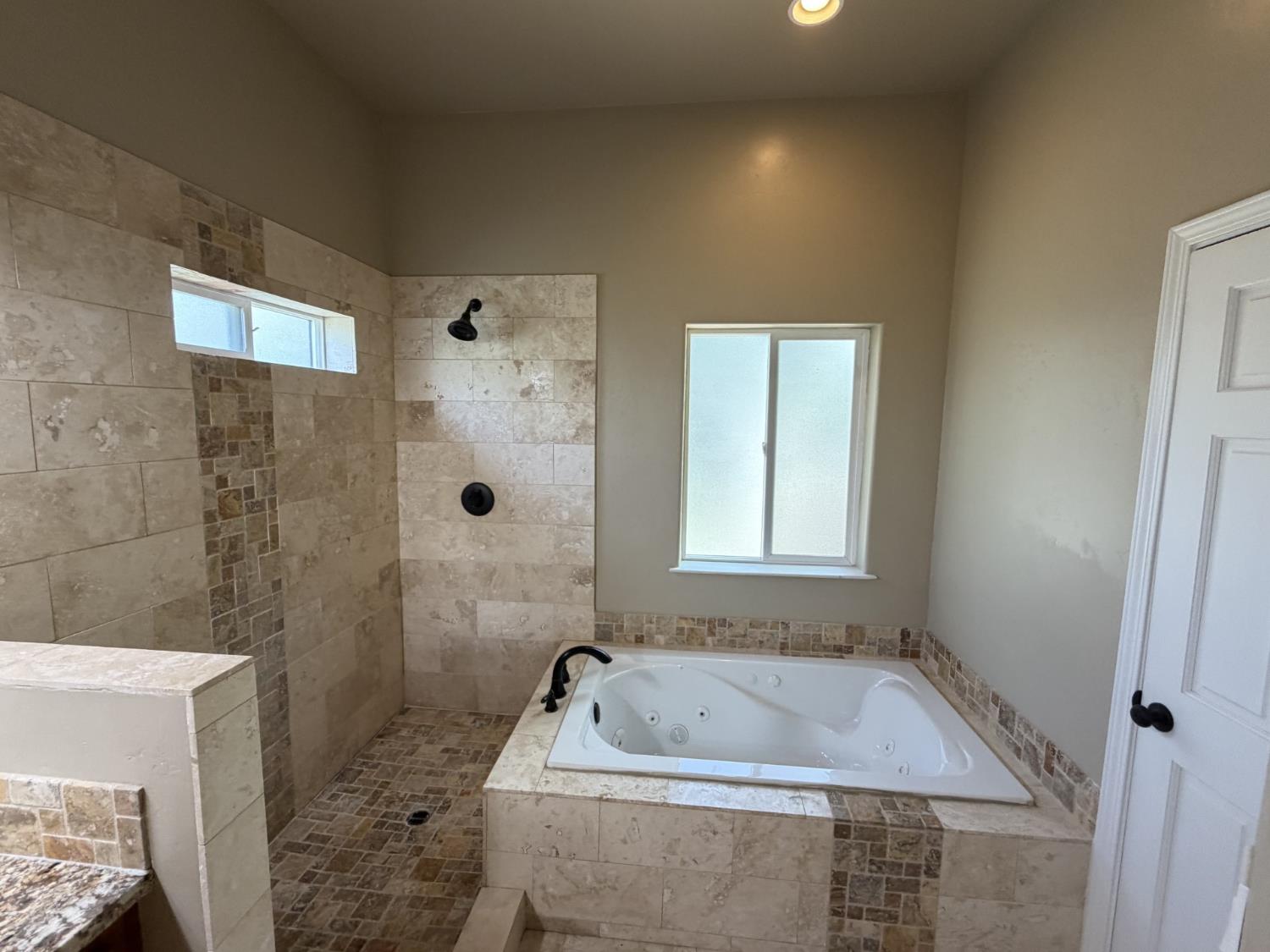 1472 Nesting Way Placerville, CA 95667 - Photo 20 of 44 Main Level primary bath with sperate tub and shower