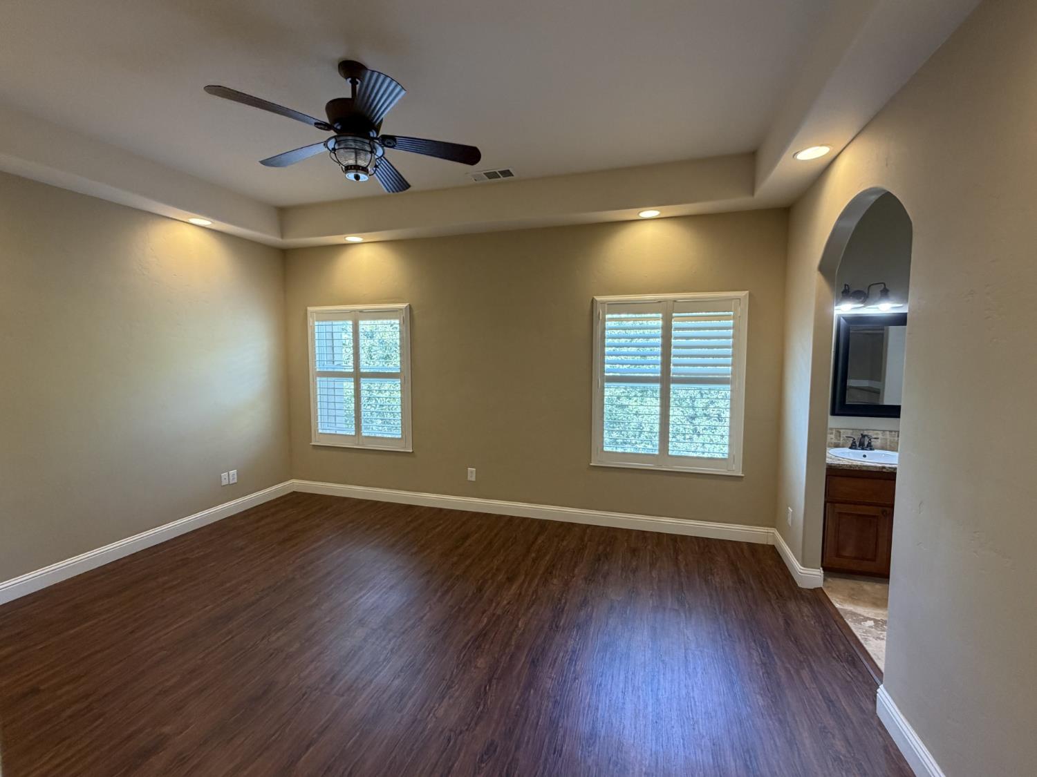 1472 Nesting Way Placerville, CA 95667 - Photo 5 of 44 Main Level Primary Bedroom and large bath area with walk-in closet and separate shower and tub