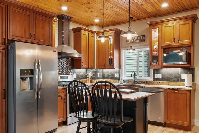 $539,000 | 17 Edson Street, Lowell, MA 01851