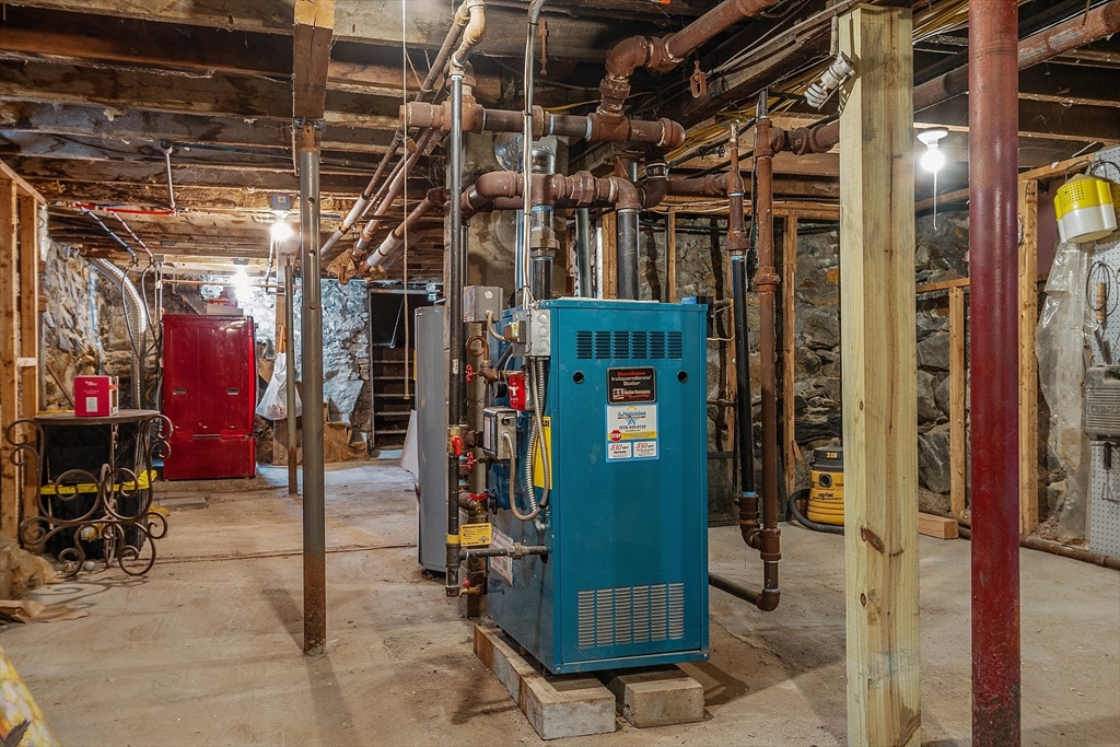 17 Edson Street Lowell, MA 01851 - Photo 37 of 37