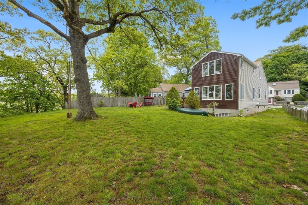 94 Clinton Road Weymouth, MA 02189 - Photo 3 of 26 Gallery Image 3