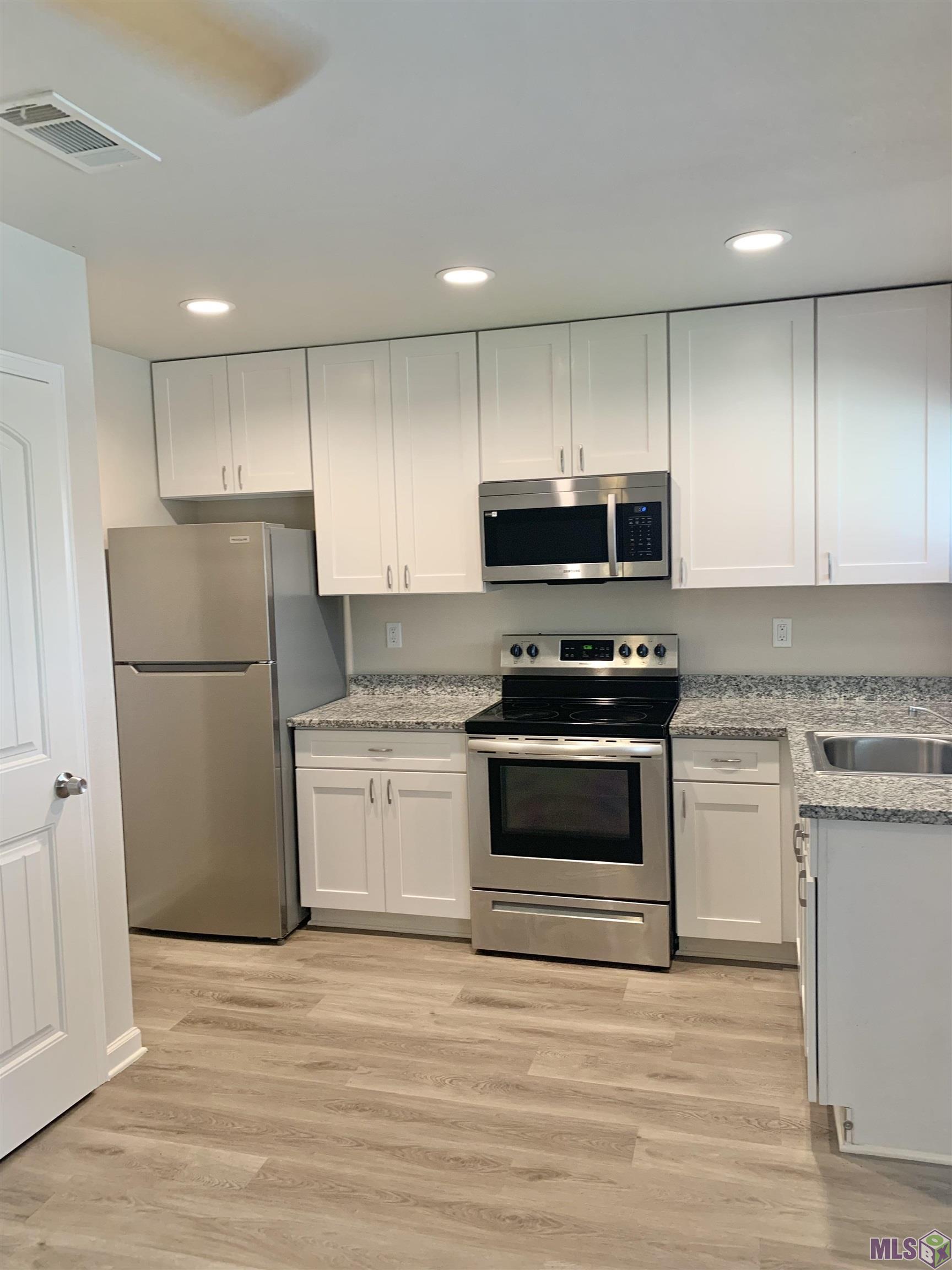 522 Live Oak Boulevard, Unit 522 Baton Rouge, LA 70806 - Photo 4 of 6