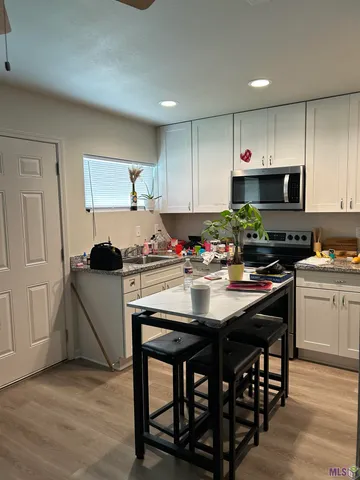 $1,025 | 522 Live Oak Boulevard, Unit 522, Baton Rouge, LA 70806