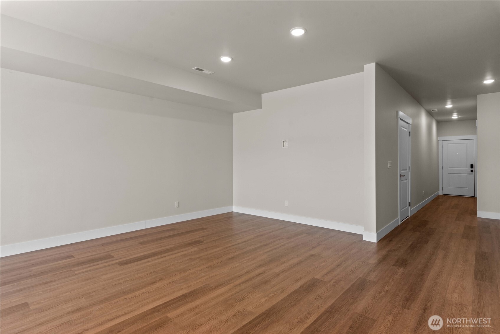 1030 Finch Lane, Unit D2 Wenatchee, WA 98801 - Photo 8 of 27