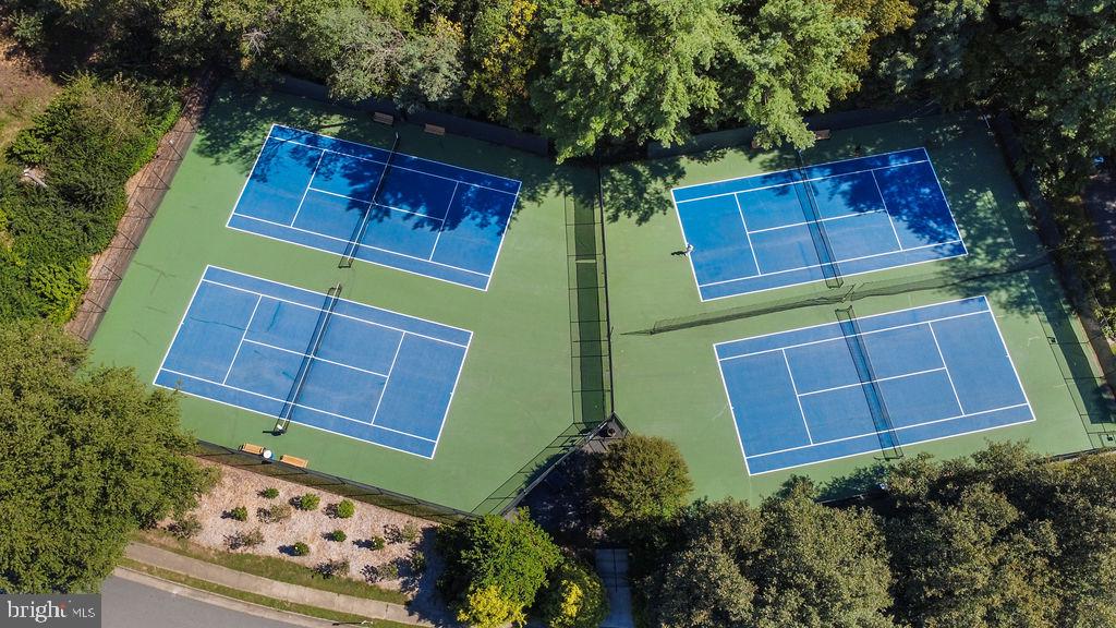 2003 Upper Lake Drive Reston, VA 20191 - Photo 64 of 70 Community tennis courts