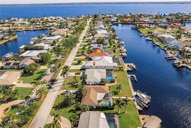$659,900 | 1936 Palaco Grande Parkway, Cape Coral, FL 33904