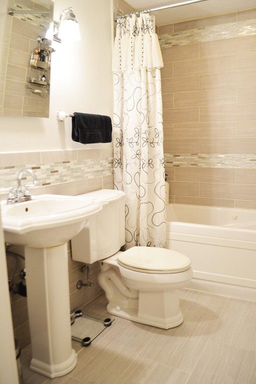 429 Old Field Road Chicopee, MA 01013 - Photo 12 of 30 Gallery Image 12