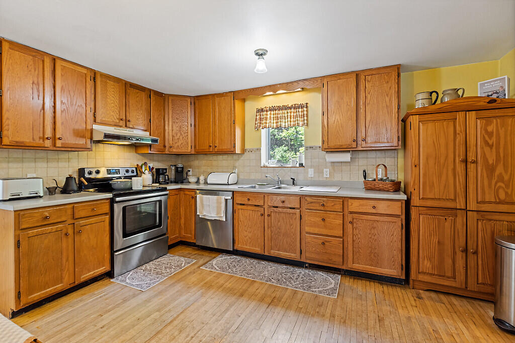 256 East Benton Road Albion, ME 04910 - Photo 24 of 44 Kitchen