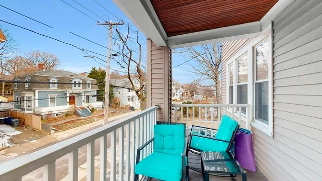 $3,400 | 304 Lamartine Street, Unit 3, Boston, MA 02130