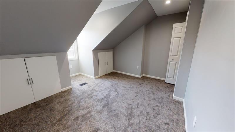 3813 Foster Street Lawrenceville, PA 15201 - Photo 19 of 22