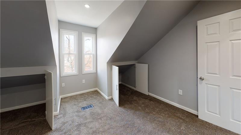 3813 Foster Street Lawrenceville, PA 15201 - Photo 20 of 22