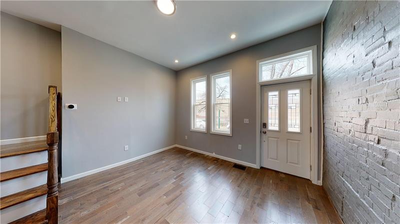 3813 Foster Street Lawrenceville, PA 15201 - Photo 4 of 22