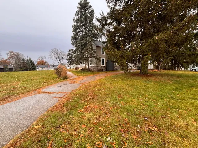 $324,900 | 2106 Forest Drive, Portage, MI 49002