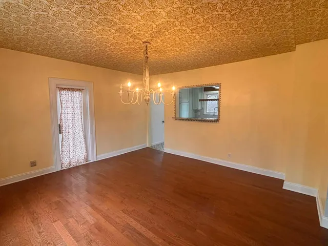 $324,900 | 2106 Forest Drive, Portage, MI 49002