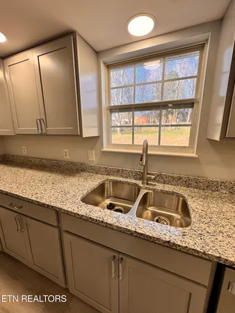 $459,900 | 913 Columbine Lea, Sevierville, TN 37862