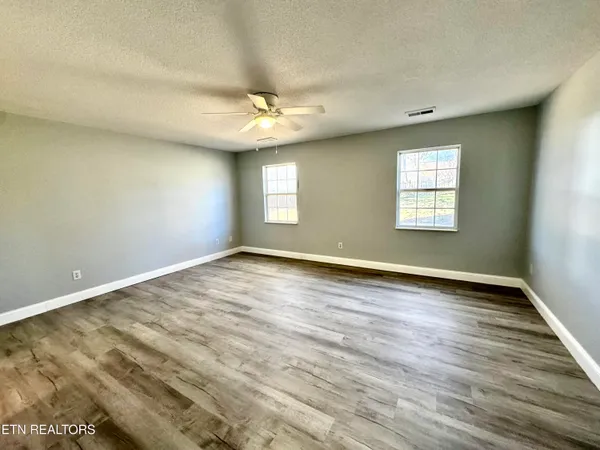 $459,900 | 913 Columbine Lea, Sevierville, TN 37862