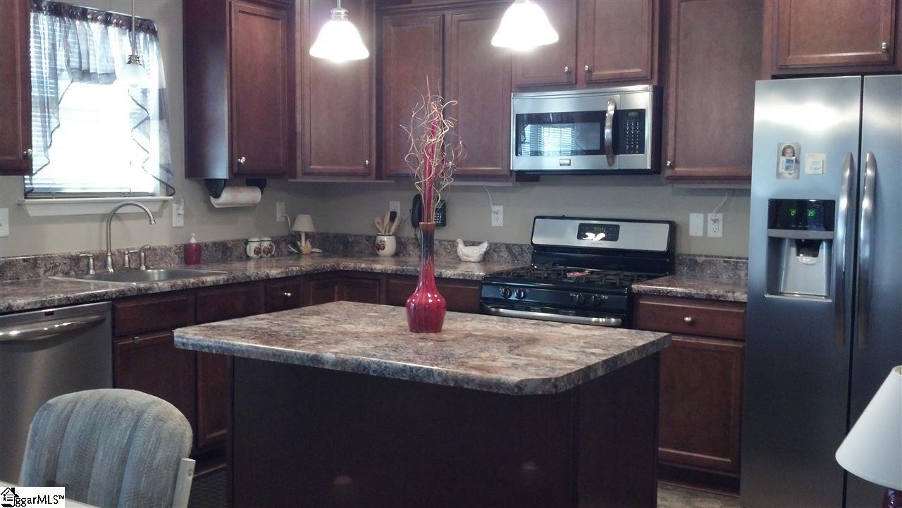 8 Smith Tractor Road Travelers Rest, SC 29690 - Photo 6 of 17