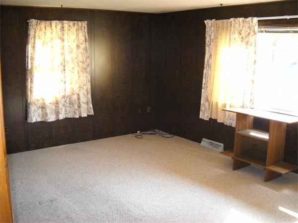 79 Hardwick Road Petersham, MA 01366 - Photo 8 of 30