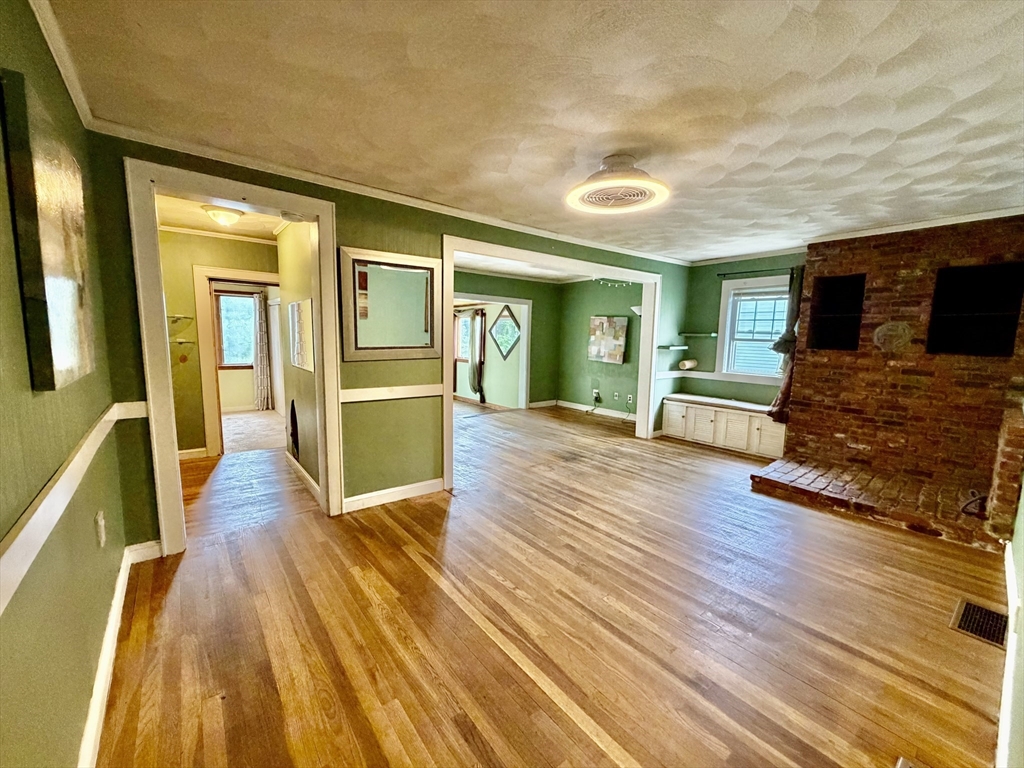 2 Colonial Road Lynnfield, MA 01940 - Photo 27 of 39 Gallery Image 27