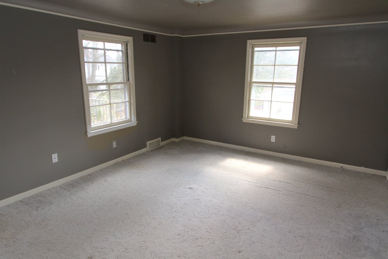 230 Hamilton Road Bloomfield Hills, MI 48301 - Photo 15 of 27 31344155-14.JPG