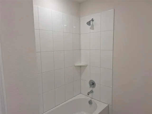 $2,450 | 10017 Deposit Drive, Aubrey, TX 76227