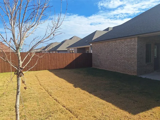 $2,450 | 10017 Deposit Drive, Aubrey, TX 76227