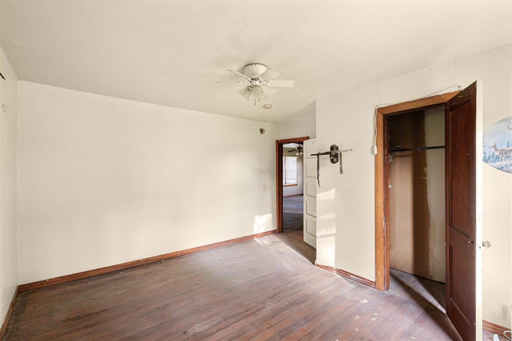 201 Proctor Lane Sunset, TX 76270 - Photo 12 of 18 a view of a room with a storage & utility room