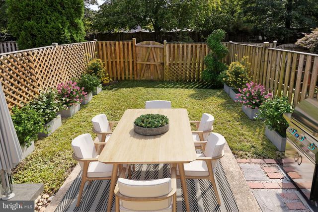 $443,000 | 6507 Brick Hearth Court, Alexandria, VA 22306