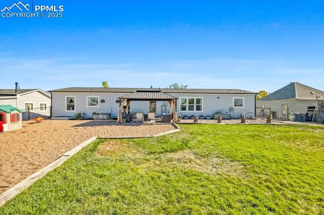 $418,000 | 329 4th Avenue, Deer Trail, CO 80105