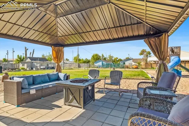 $418,000 | 329 4th Avenue, Deer Trail, CO 80105