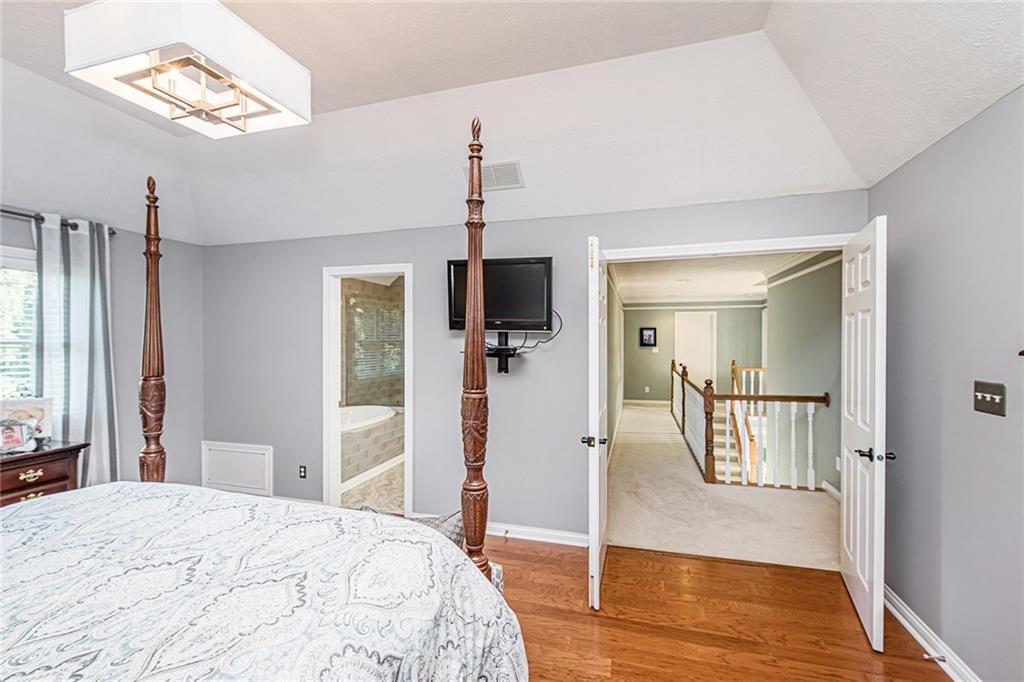 6944 Riverside Way Fishers, IN 46038 - Photo 18 of 31 Gallery Image 18