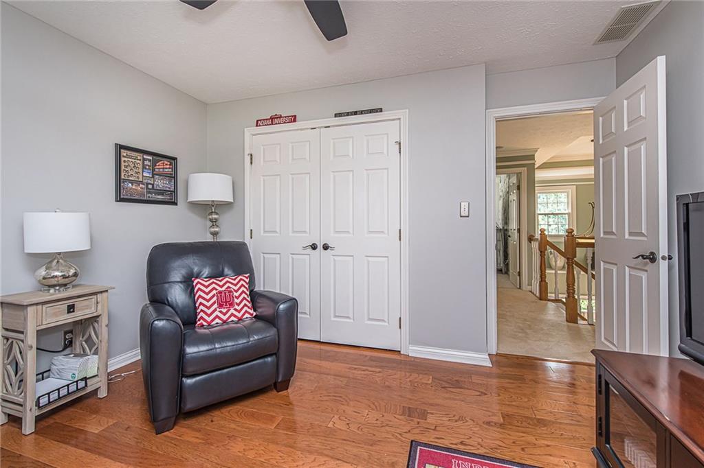 6944 Riverside Way Fishers, IN 46038 - Photo 28 of 31 Gallery Image 28