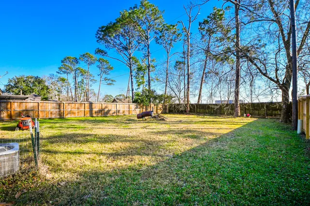 $199,000 | 68 Alexander Court, Angleton, TX 77515