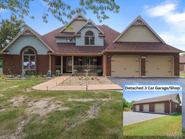 $499,000 | 1001 North Hovis Street, Mountain Grove, MO 65711