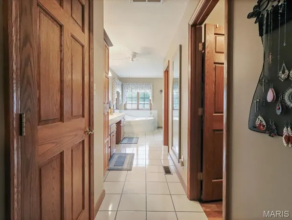 $499,000 | 1001 North Hovis Street, Mountain Grove, MO 65711