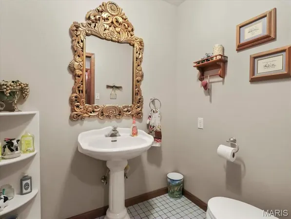 $499,000 | 1001 North Hovis Street, Mountain Grove, MO 65711