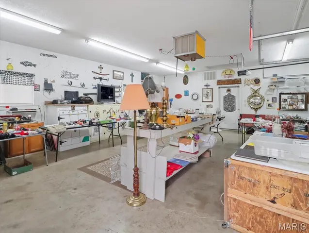 $499,000 | 1001 North Hovis Street, Mountain Grove, MO 65711