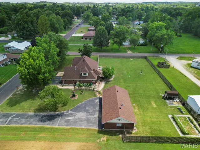 $499,000 | 1001 North Hovis Street, Mountain Grove, MO 65711