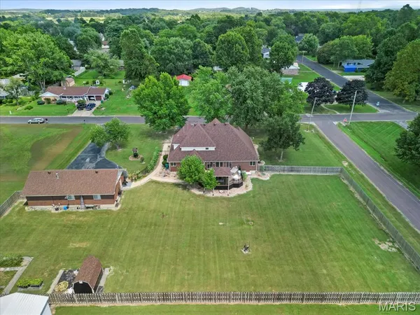 $499,000 | 1001 North Hovis Street, Mountain Grove, MO 65711