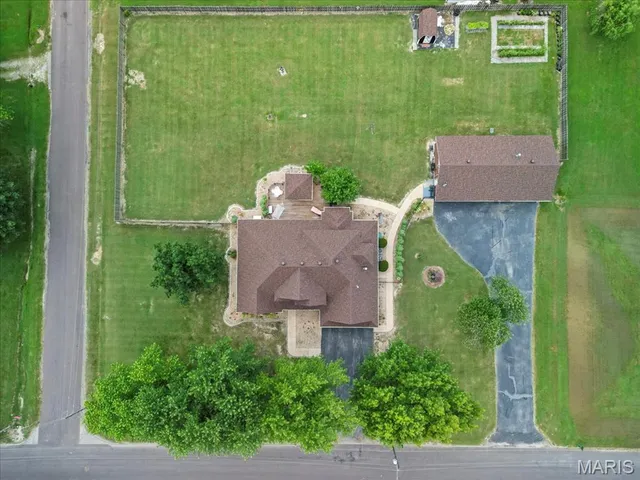 $499,000 | 1001 North Hovis Street, Mountain Grove, MO 65711