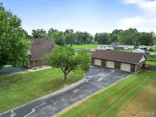 $499,000 | 1001 North Hovis Street, Mountain Grove, MO 65711