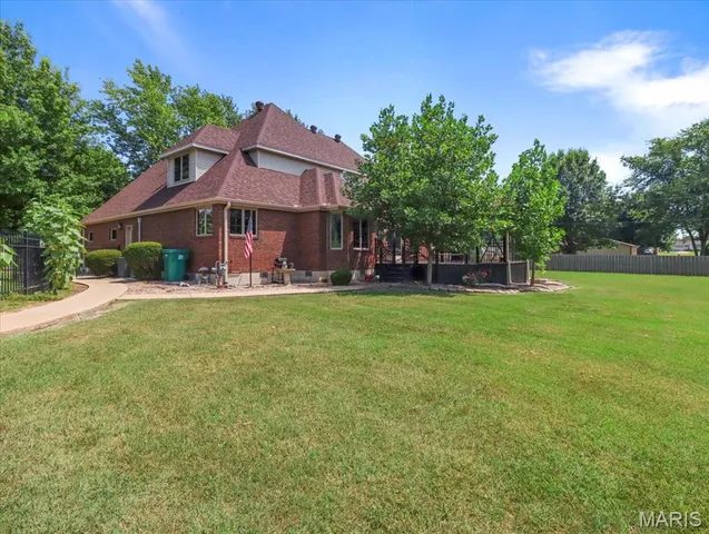 $499,000 | 1001 North Hovis Street, Mountain Grove, MO 65711