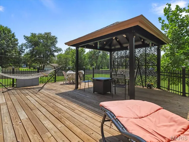 $499,000 | 1001 North Hovis Street, Mountain Grove, MO 65711