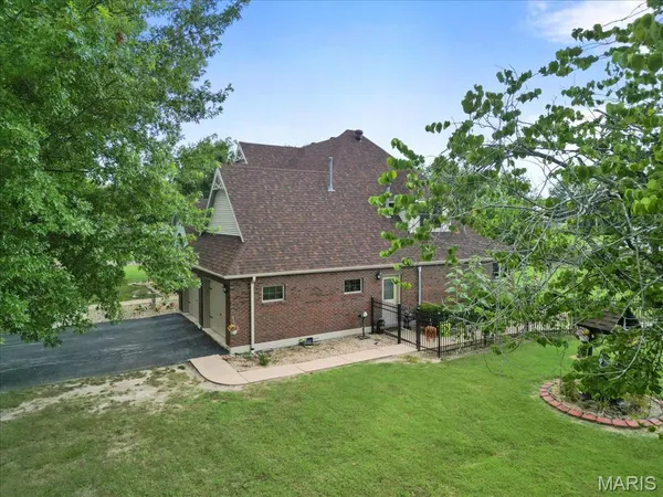 $499,000 | 1001 North Hovis Street, Mountain Grove, MO 65711