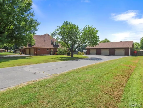 $499,000 | 1001 North Hovis Street, Mountain Grove, MO 65711