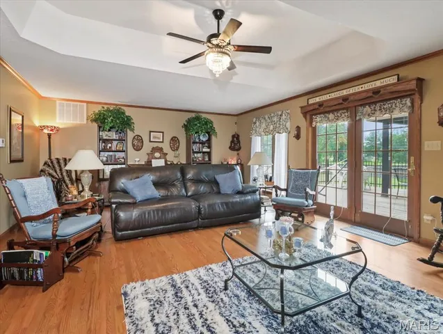 $499,000 | 1001 North Hovis Street, Mountain Grove, MO 65711