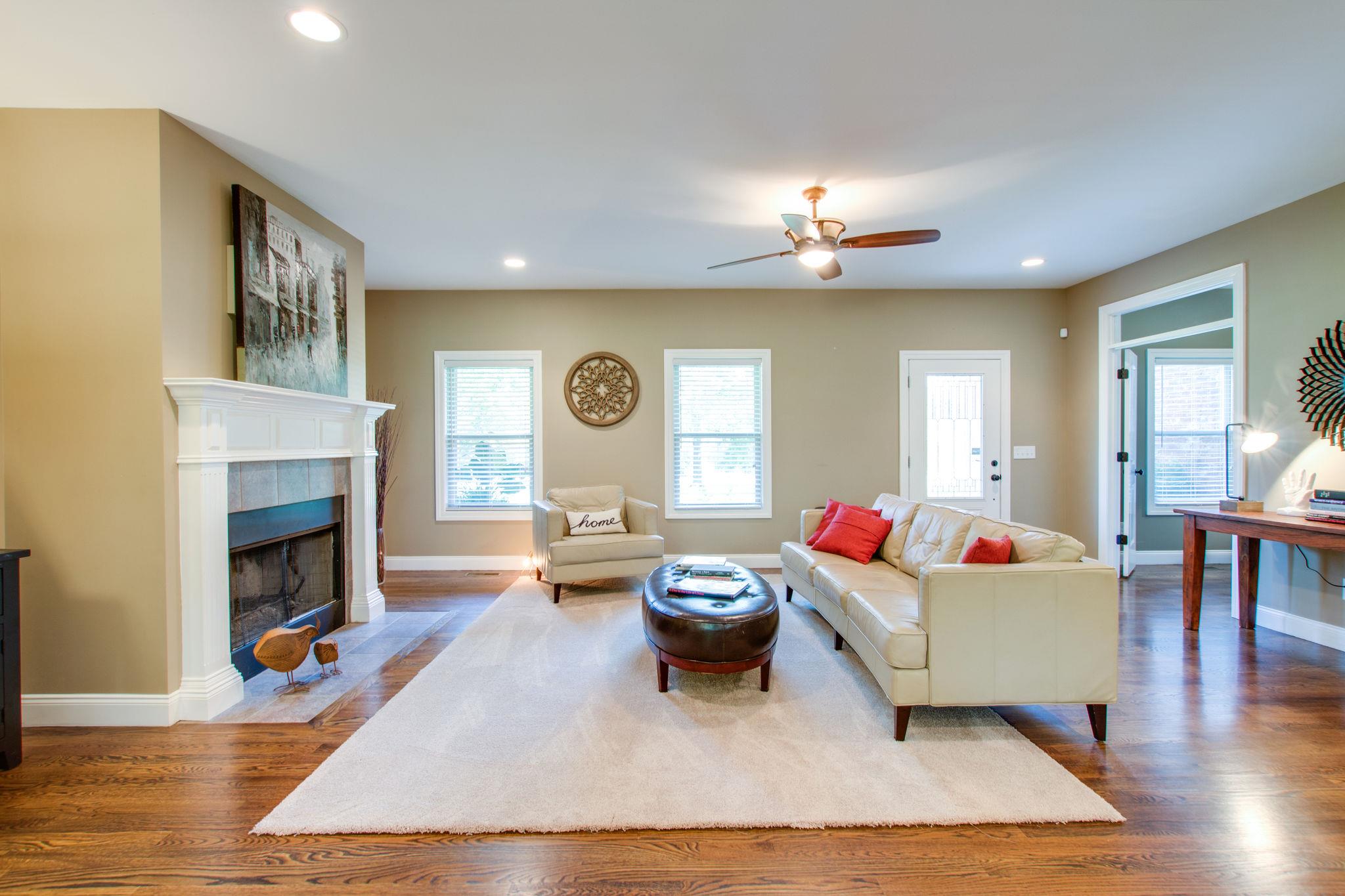 6629 Burnt Knob Road Murfreesboro, TN 37128 - Photo 6 of 27 From the dining area looking back to the living room.
