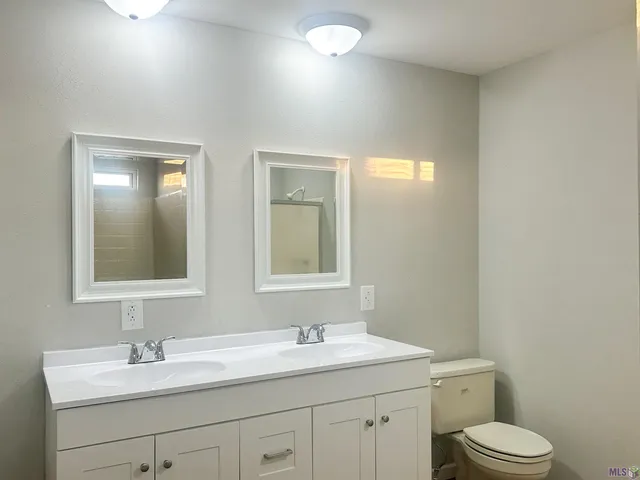 $329,500 | 162 Trosclair Lane, Dulac, LA 70353